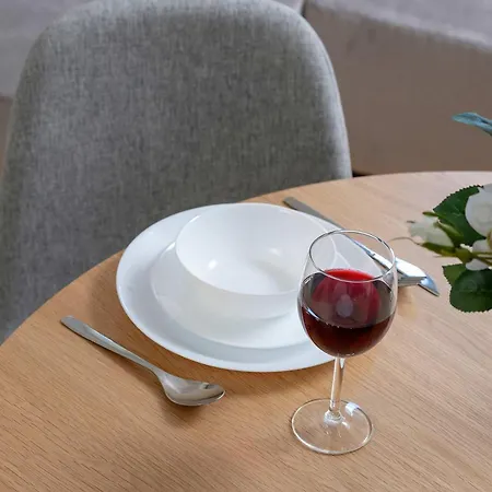 Apartman Funkcjonalny Z Parkingiem W Otoczeniu Gorskiego Krajobrazu By Renters *