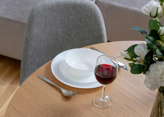 Apartman Funkcjonalny Z Parkingiem W Otoczeniu Gorskiego Krajobrazu By Renters *