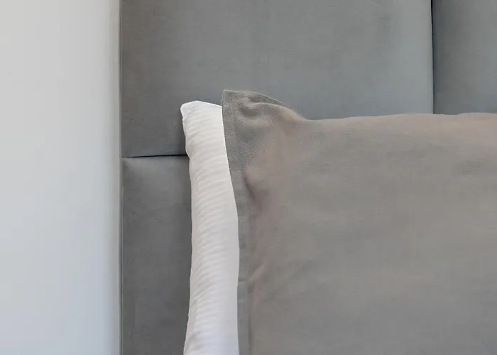 Funkcjonalny Z Parkingiem W Otoczeniu Gorskiego Krajobrazu By Renters Apartman