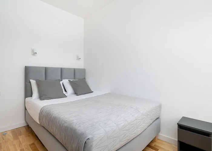 Funkcjonalny Z Parkingiem W Otoczeniu Gorskiego Krajobrazu By Renters Apartman Zakopane