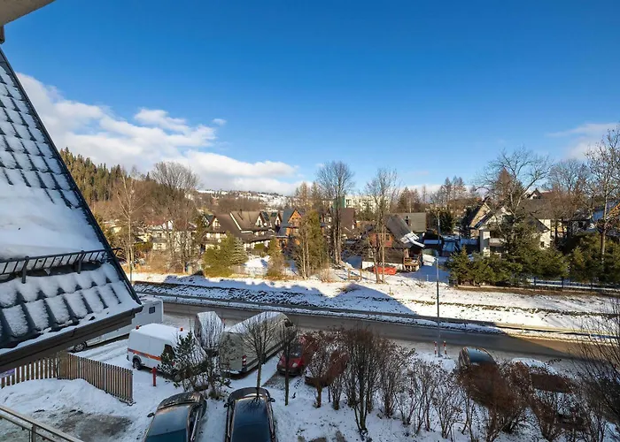 Funkcjonalny Z Parkingiem W Otoczeniu Gorskiego Krajobrazu By Renters Zakopane