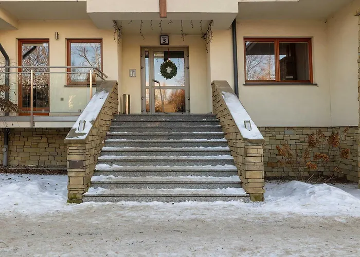 Funkcjonalny Z Parkingiem W Otoczeniu Gorskiego Krajobrazu By Renters * Zakopane